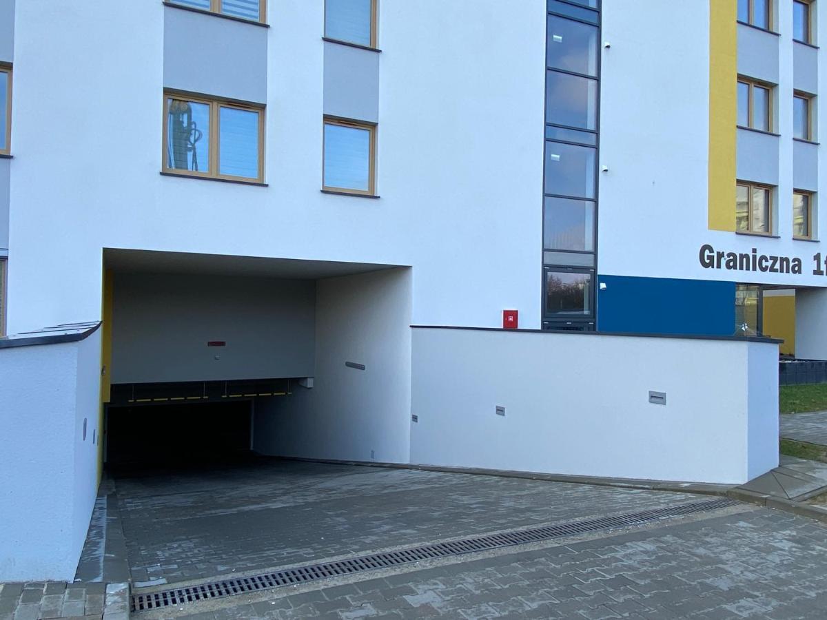 Apartamenty Magia Z Bezplatnym Parkingiem I Klimatyzacja Rzeszow Exterior photo