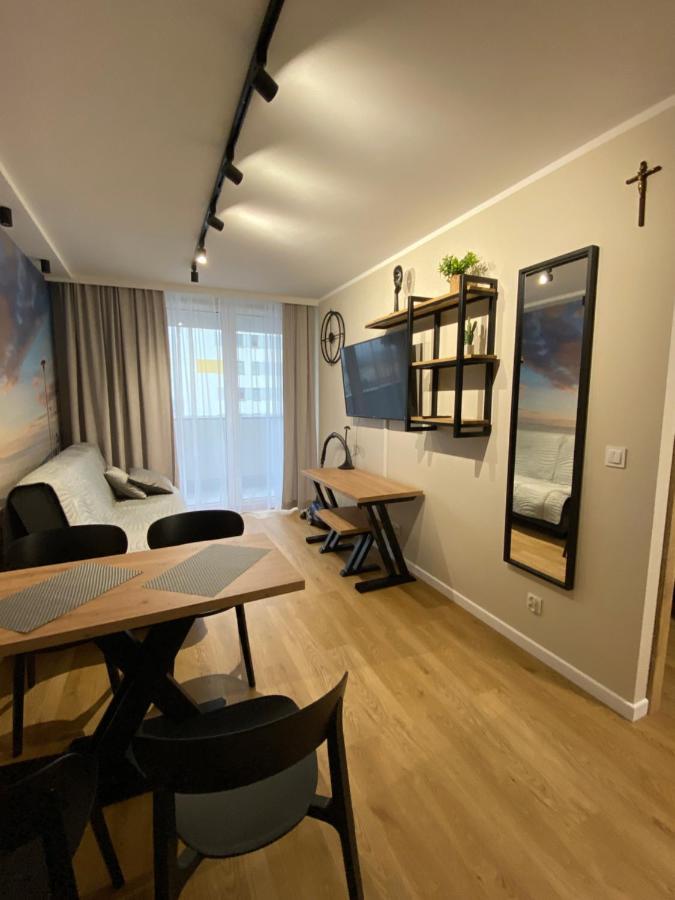 Apartamenty Magia Z Bezplatnym Parkingiem I Klimatyzacja Rzeszow Exterior photo