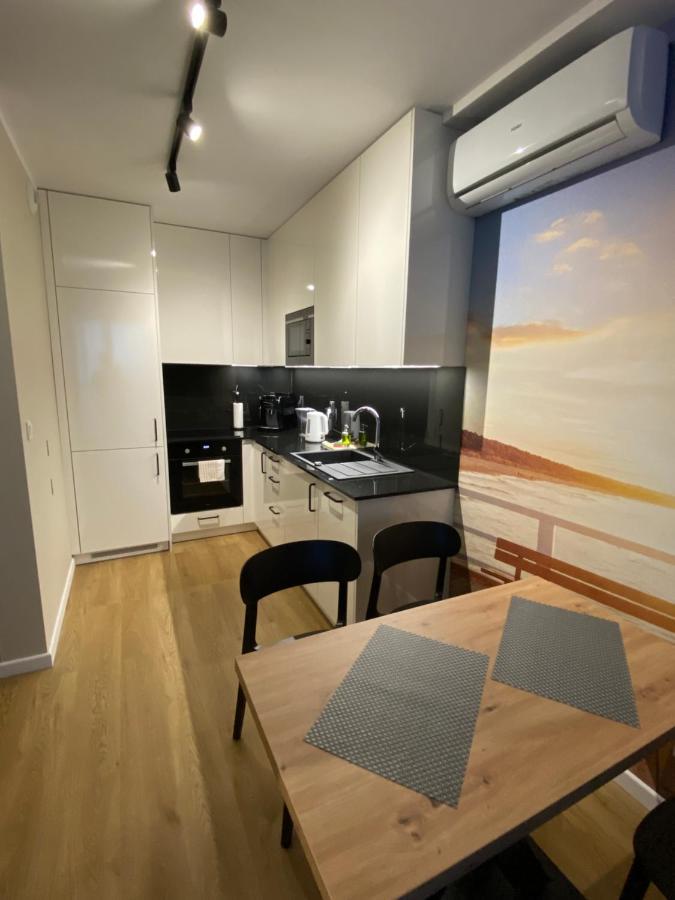 Apartamenty Magia Z Bezplatnym Parkingiem I Klimatyzacja Rzeszow Exterior photo